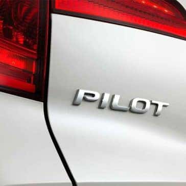 2018 Honda Pilot white exterior