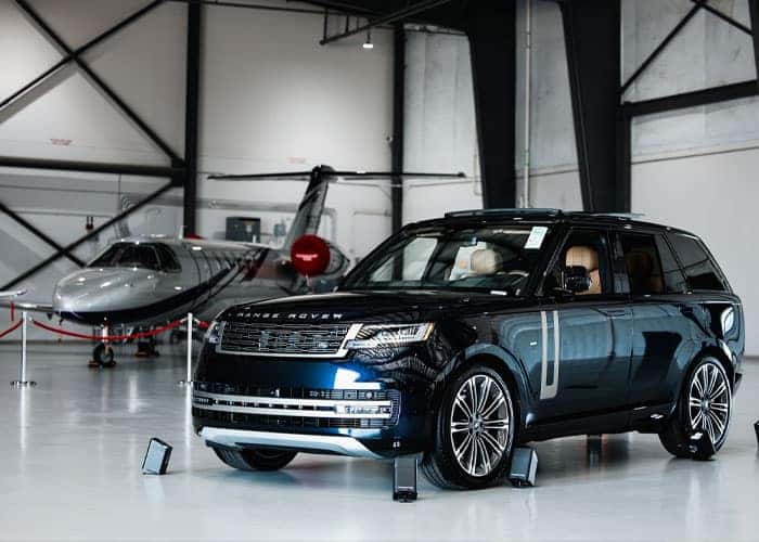 “Range Rover Night at Modern Aviation