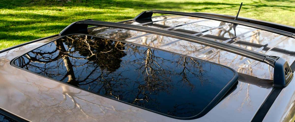 Moonroof vs. Sunroof What’s the Difference? Bayer Auto Group