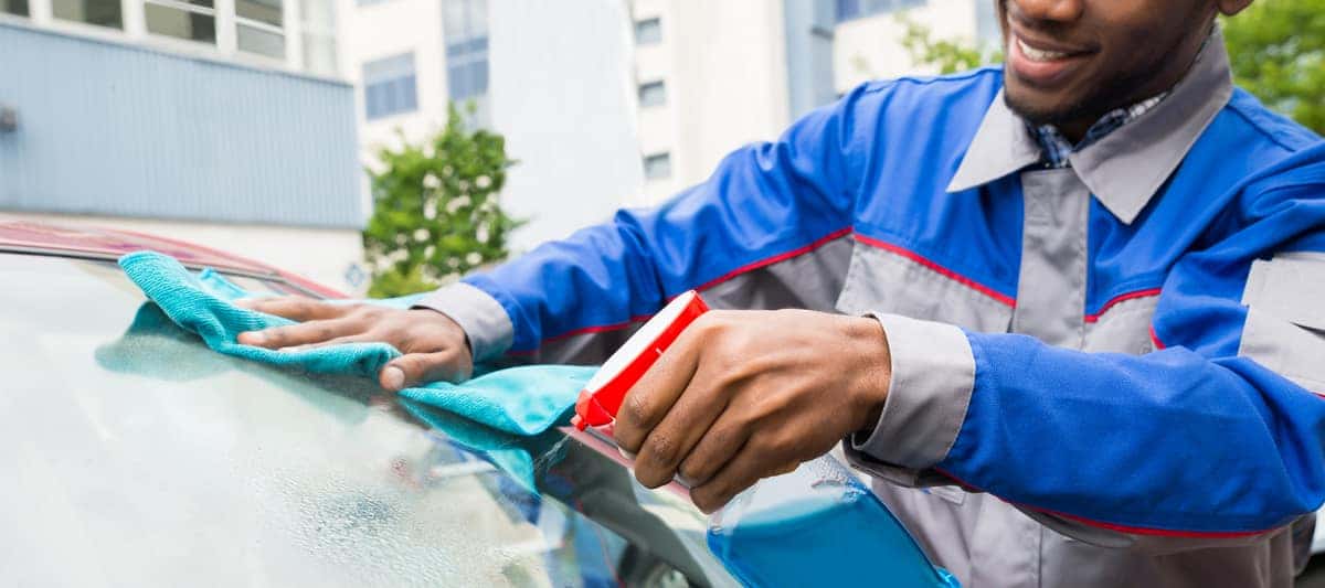 Hand Car Wash vs. Touchless Car Wash