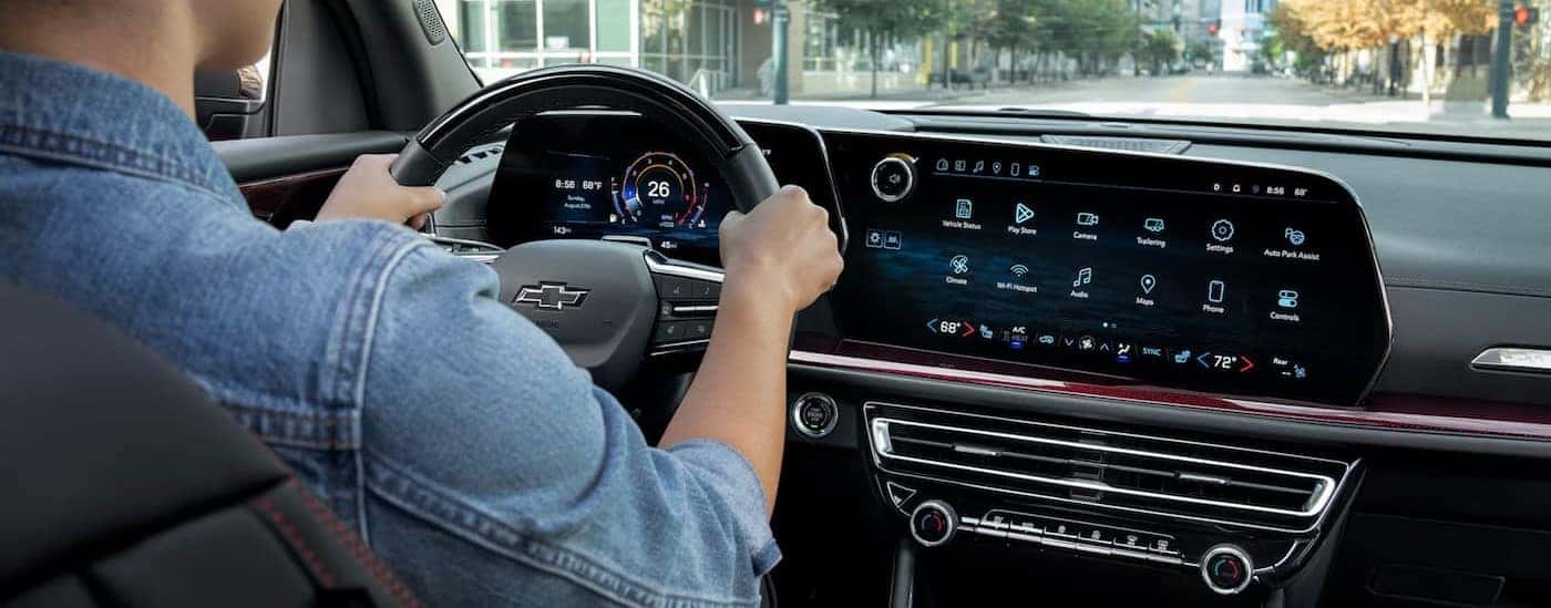 A close-up of the dash is shown in a 2025 Chevy Traverse for sale in Cleveland.