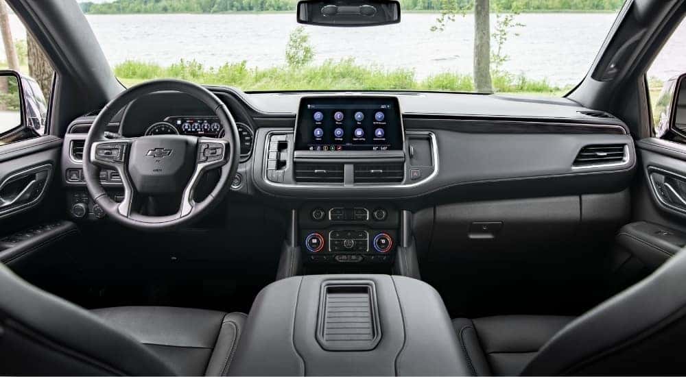 The interior of a 2022 Chevy Suburban Z71 is shown.