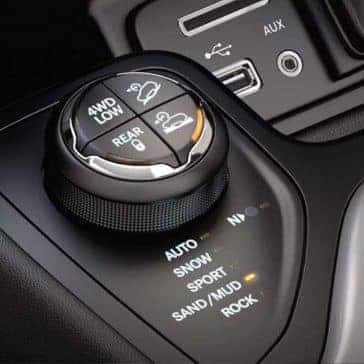 2018 Jeep Cherokee Interior Gallery 7