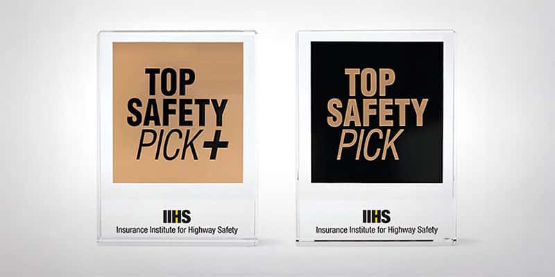 IIHS Top Safety Pick style=
