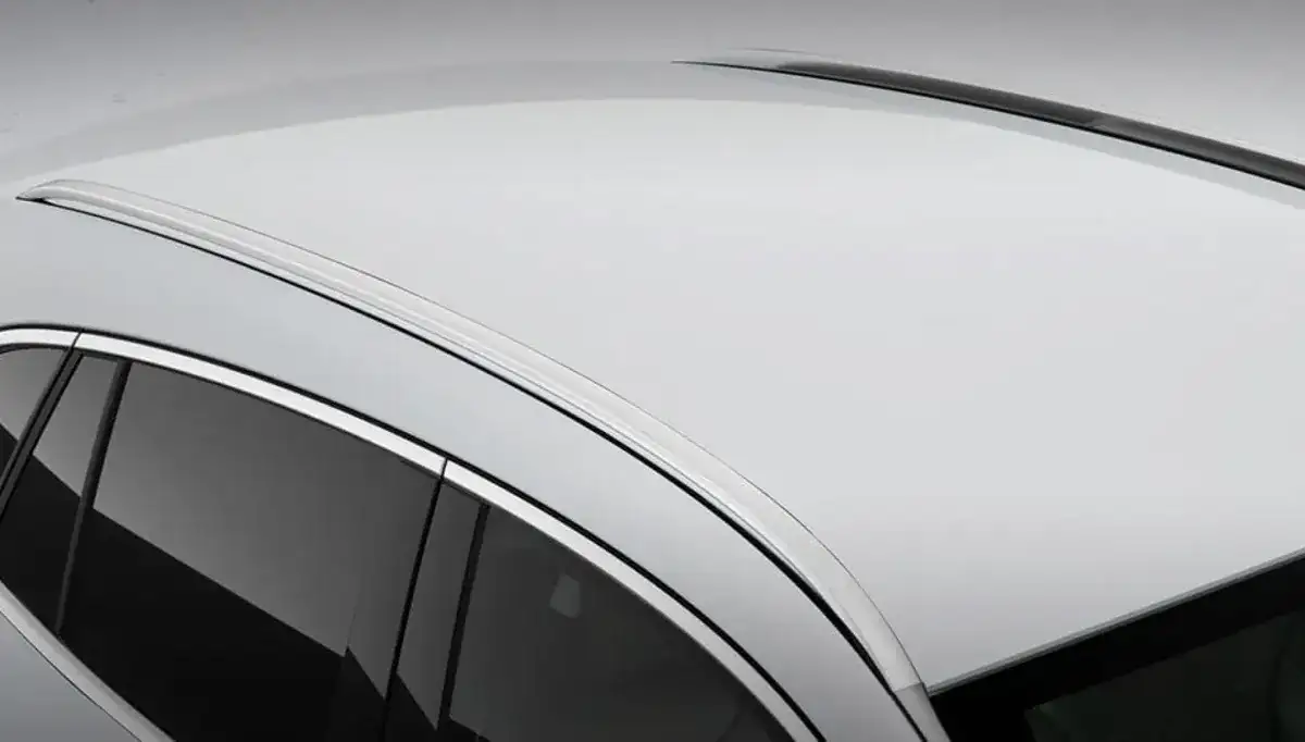 Aluminum roof rail running along the GLA roofline.