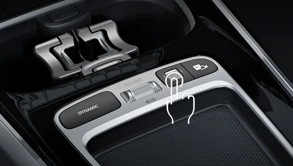 Fingerprint reader below the GLA central touchscreen.