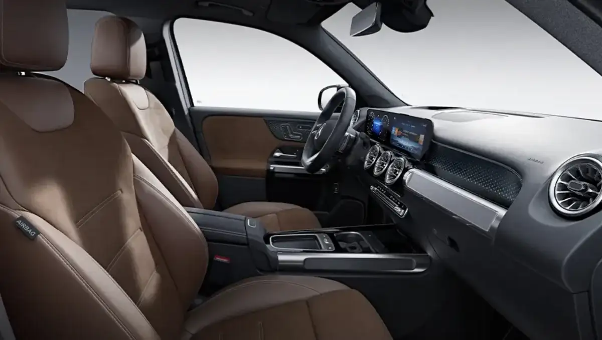 GLB sport front seats with deep side bolsters.