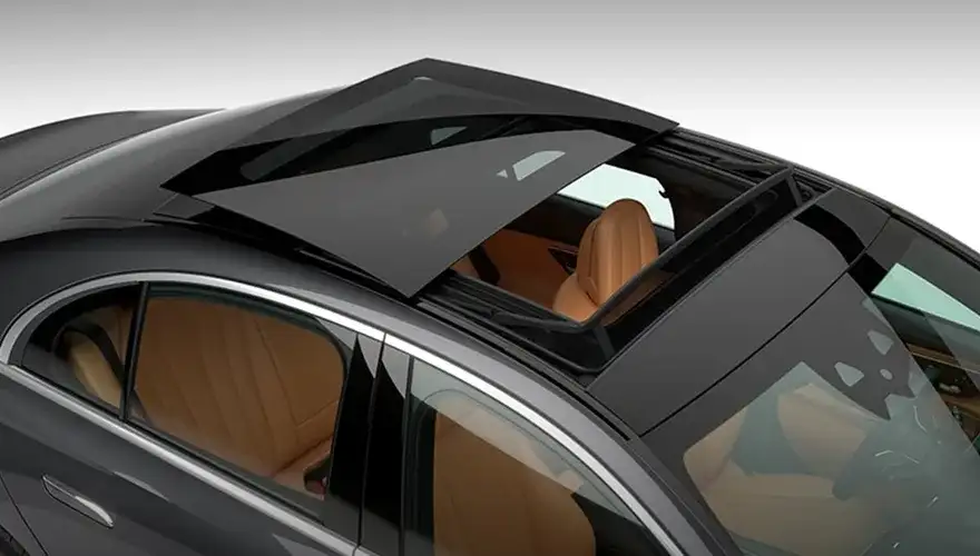 Open panorama roof on the E 350 4MATIC Sedan seen from above.