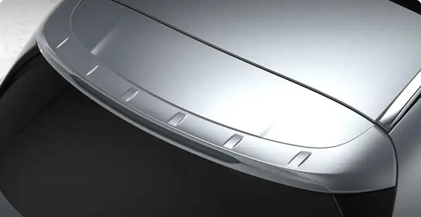 Body-color lip spoiler on the rear deck of the GLC 300 4MATIC Coupe.