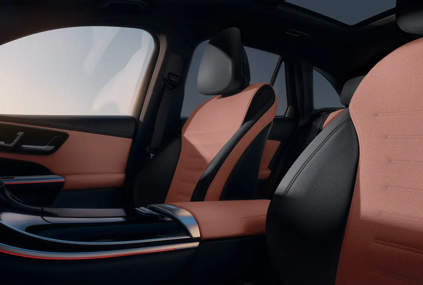 Rear seats of the GLC 300 trimmed in brown and black leather.
