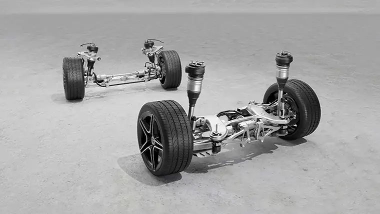 Full S-Class chassis and drivetrain shown with all four wheels
