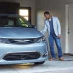 Hollywood Chrysler Pacifica Hybrid 2017 Charging