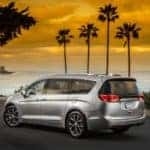 hollywood jeep 2019 Chrysler Pacifica STYLE