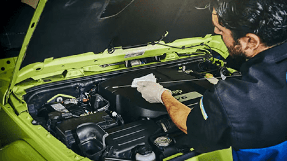 Mojito Green Jeep Gladiator 2025 maintenance service