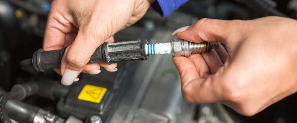 Introducir 90+ imagen how often to change spark plugs jeep wrangler