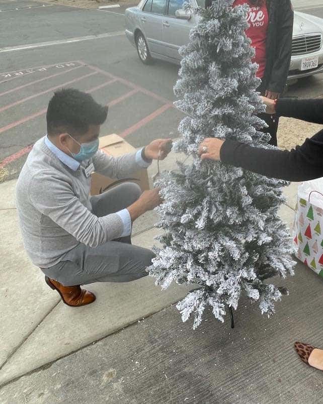 Desert Stores – Christmas Service Project