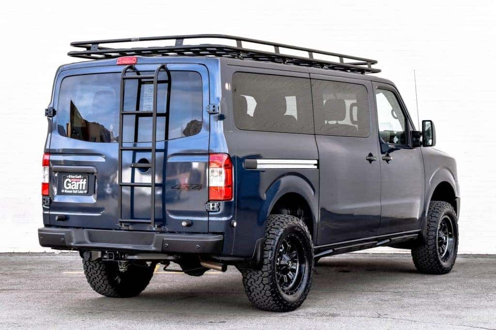 4x4 passenger van