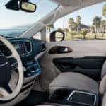 2018 Chrysler Pacifica Interior Front Seating and Dashboard