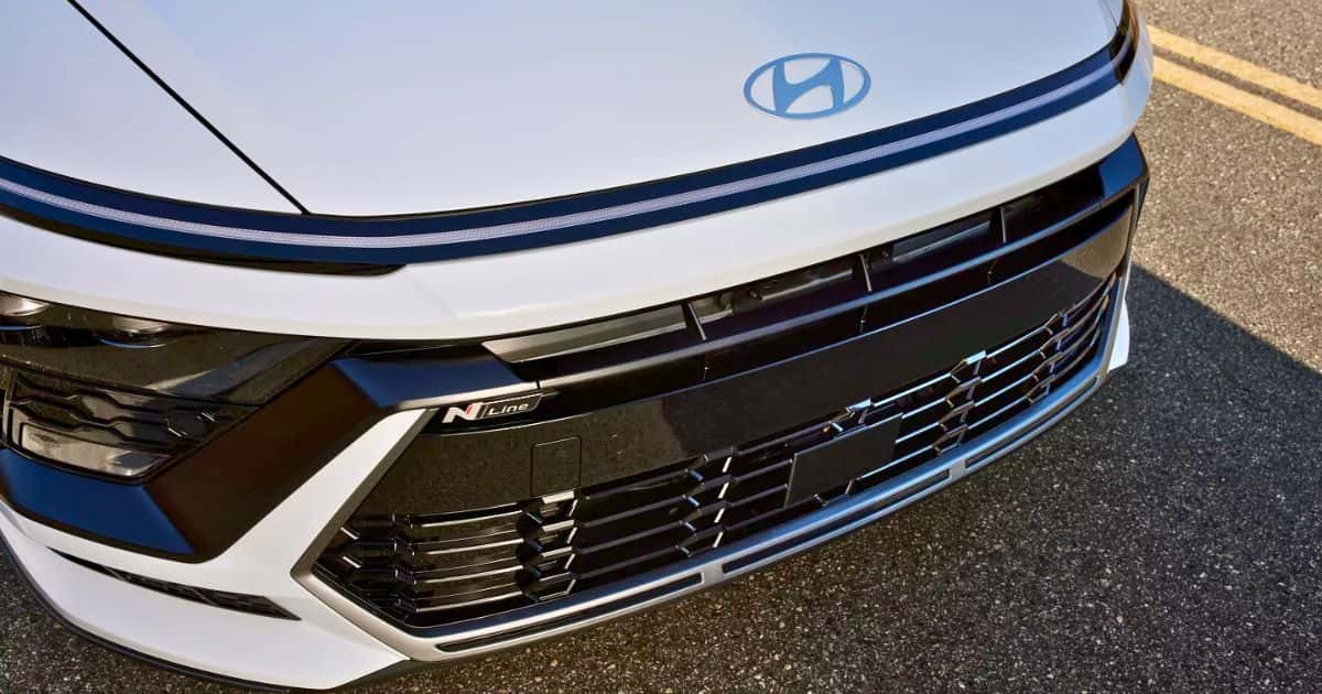 The new Hyundai Sonata features a clean front face with LED lighting