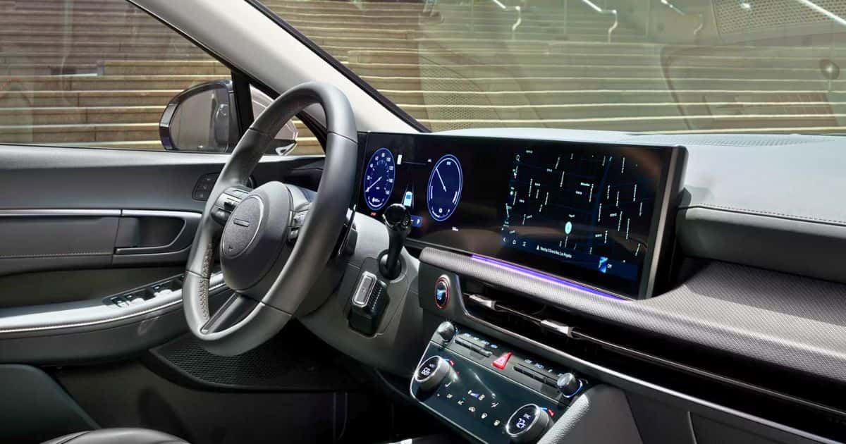 The panoramic curved display of the 2026 Hyundai Sonata