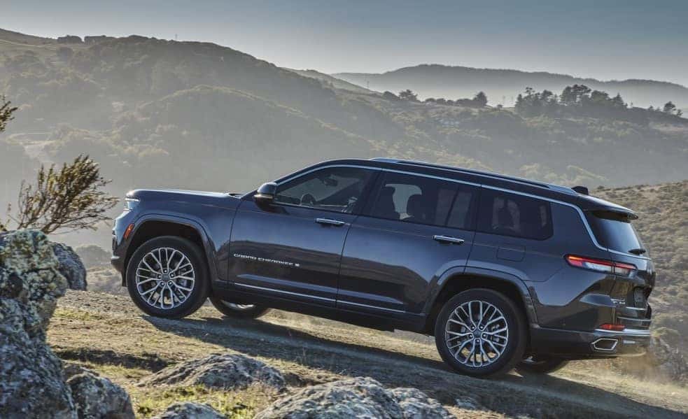 2022 Jeep grand Cherokee L driving off road cropped