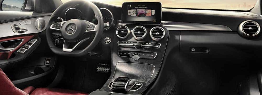 What is Mercedes-Benz COMAND®?, Infotainment