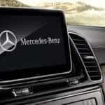 Central display inside the 2016 GLE SUV