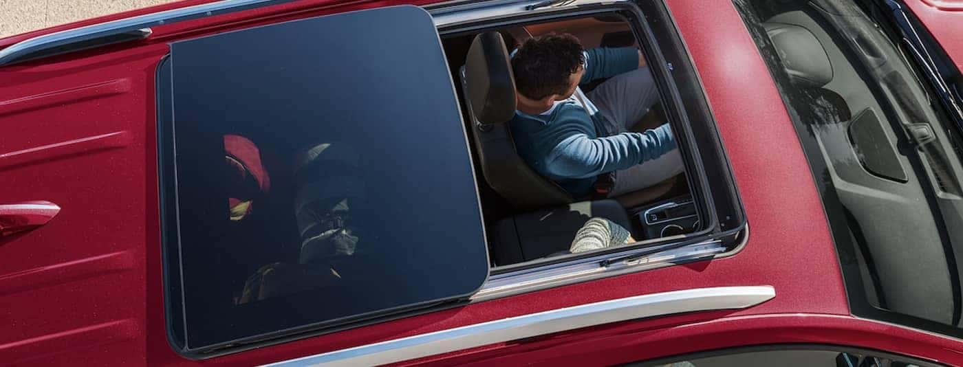 What S The Difference Between A Sunroof And A Moonroof Mercedes