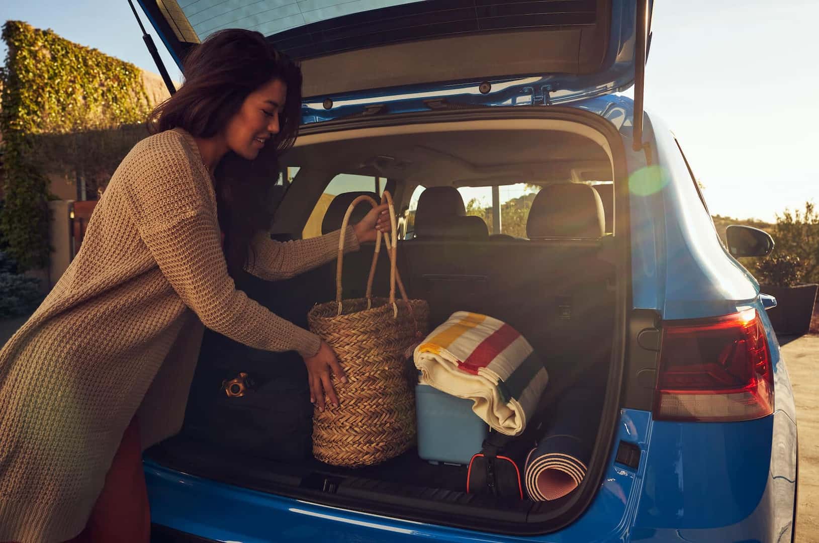 VW Taos Cargo