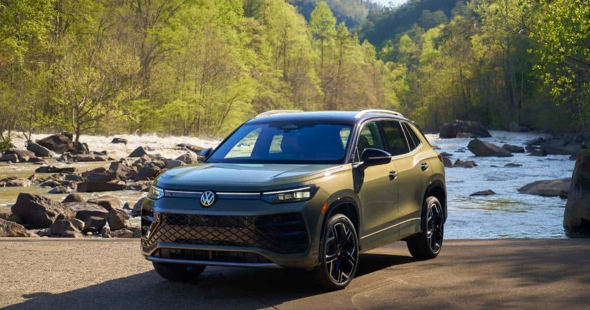 How the Volkswagen Tiguan Compares to the Toyota RAV4
