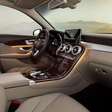 2019 Mercedes-Benz GLC dashboard