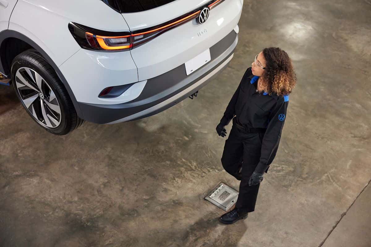 Volkswagen DSG Dual-Clutch Transmission Service, Mechatronic Fluid Flush, and ODIS Temperature Calibration in Columbia SC