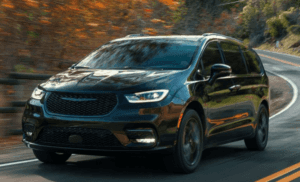 2024 Chrysler Pacifica at Midway in Kearney, NE