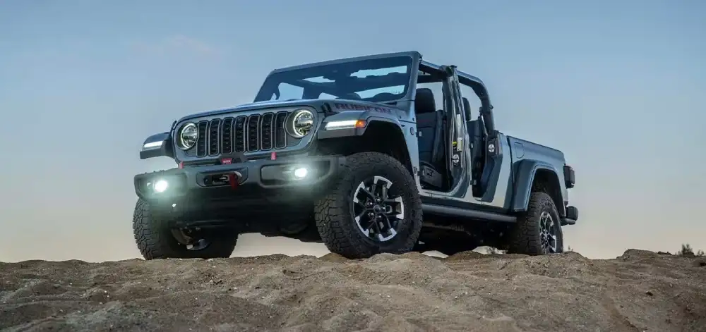 2026 Jeep Gladiator exterior with removable doors and steel truck bed