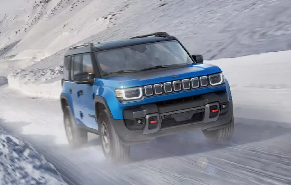 2026 Jeep Recon exterior with removable doors and 33-inch tires