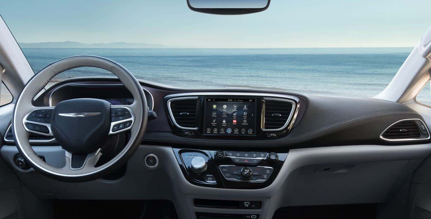 2017 chrysler pacifica interior