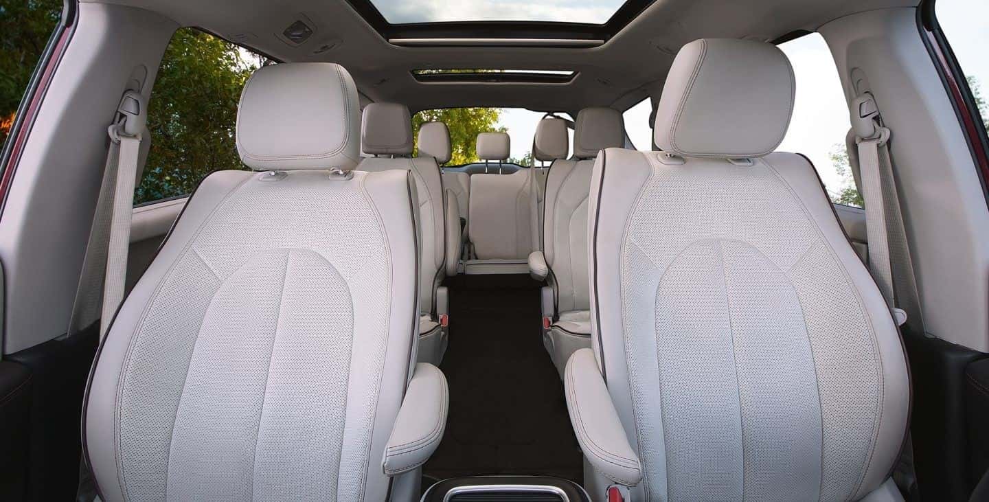 2017 chrysler pacifica interior