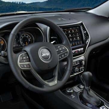 2020-Jeep-Cherokee-Dash