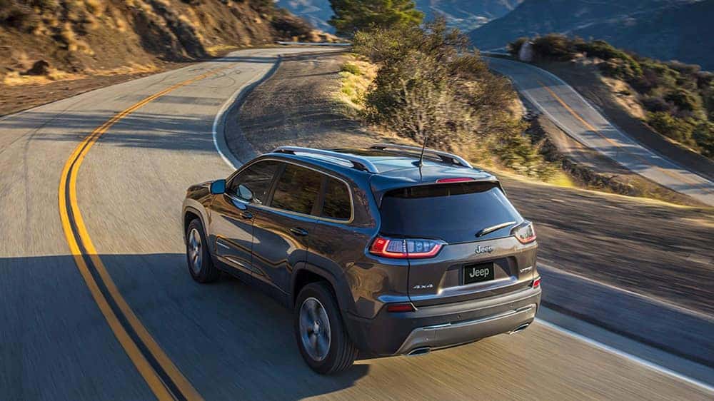 2020-Jeep-Cherokee-Rear