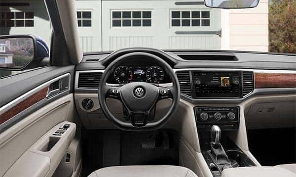 2018 Volkswagen Atlas Interior Front Seating and Dashboard