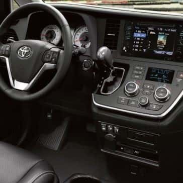 2017 Toyota Sienna SE Premium Interior Black with White Accent Stitching Dashboard