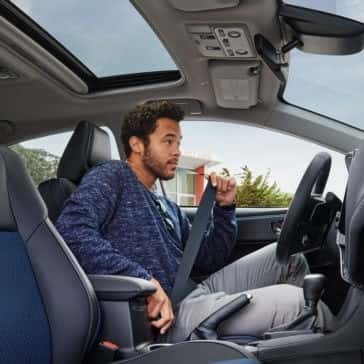 2018 Toyota Corolla interior cabin