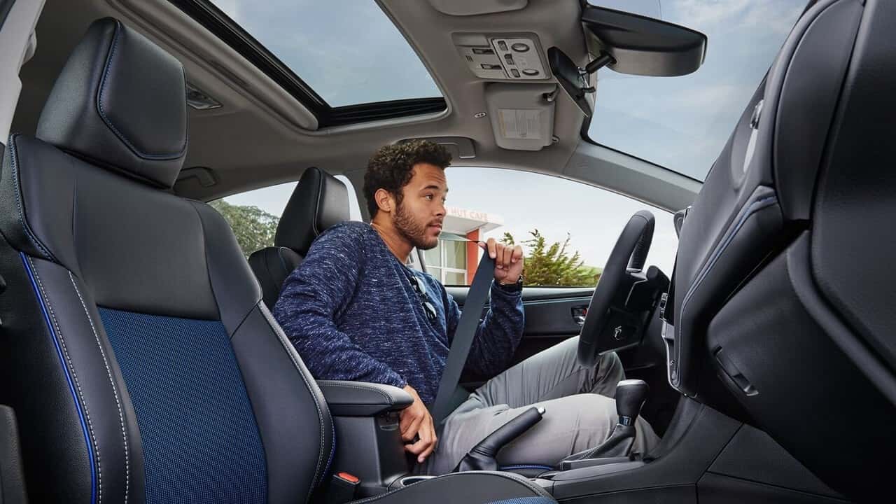 2018 Toyota Corolla interior cabin