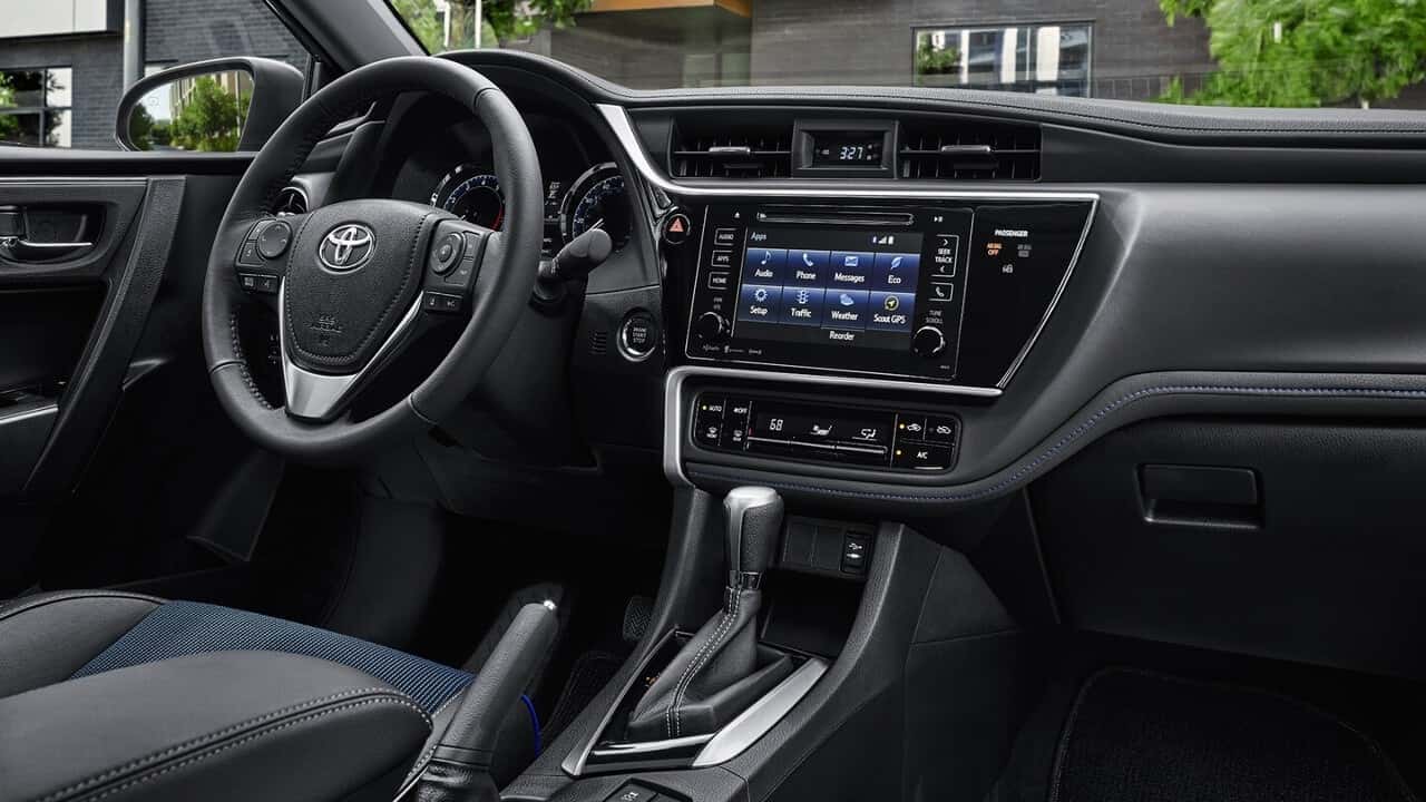 2018 Toyota Corolla dashboard