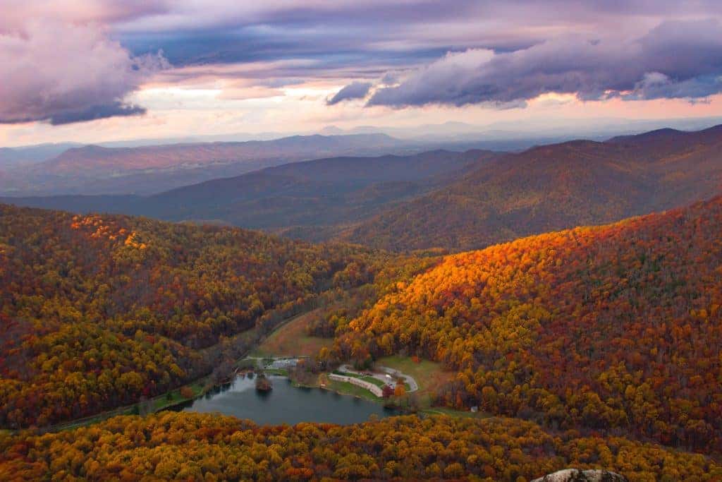 Shelor's Travel Guide: The Blue Ridge Parkway