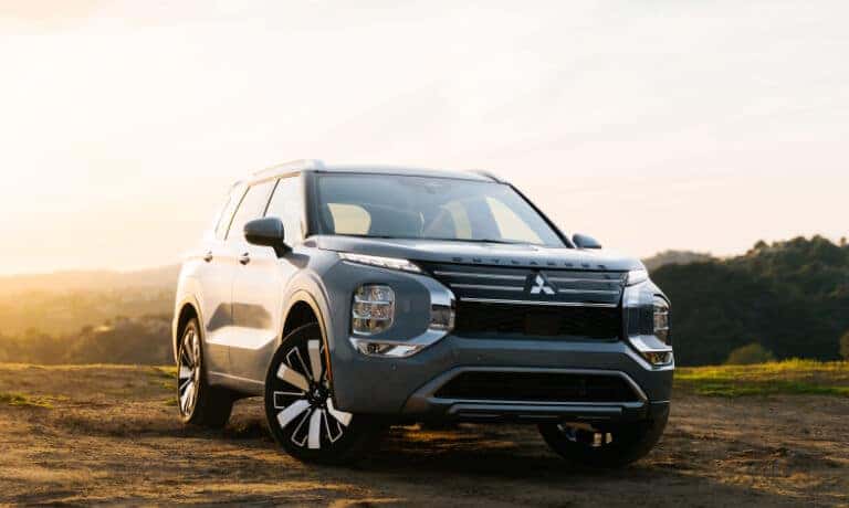 2025 Mitsubishi Outlander Exterior Front At Sunrise