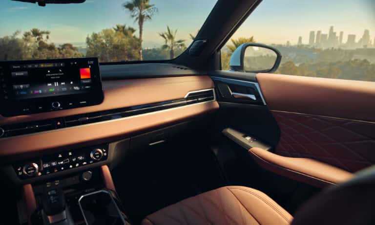 2026 Mitsubishi Outlander Passenger View
