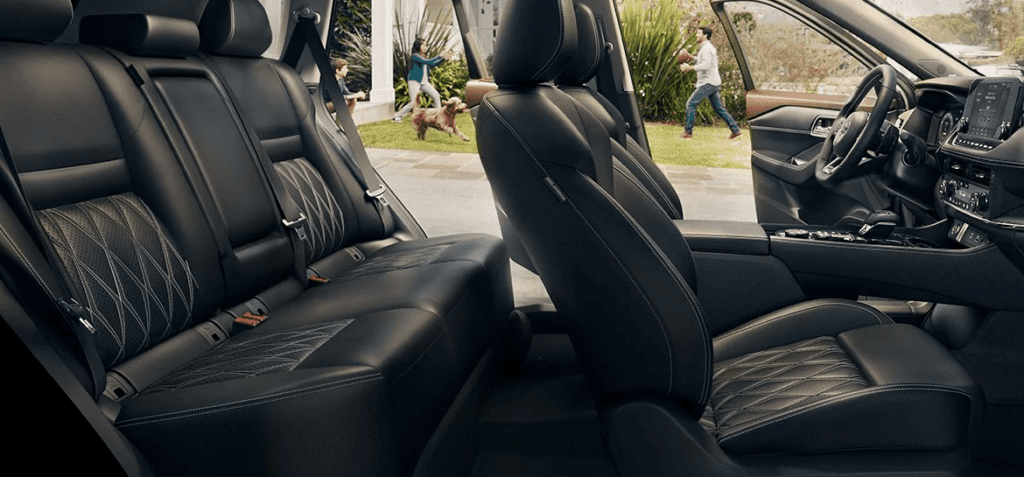 nissan rogue interior
