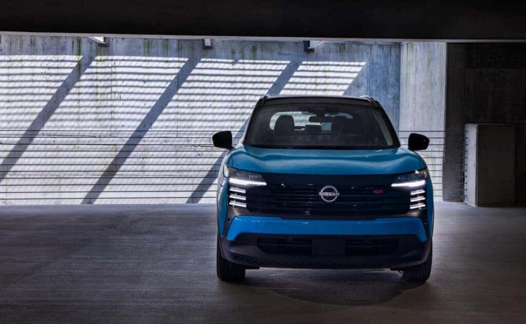 2024-Nissan-Kicks_Blue-8