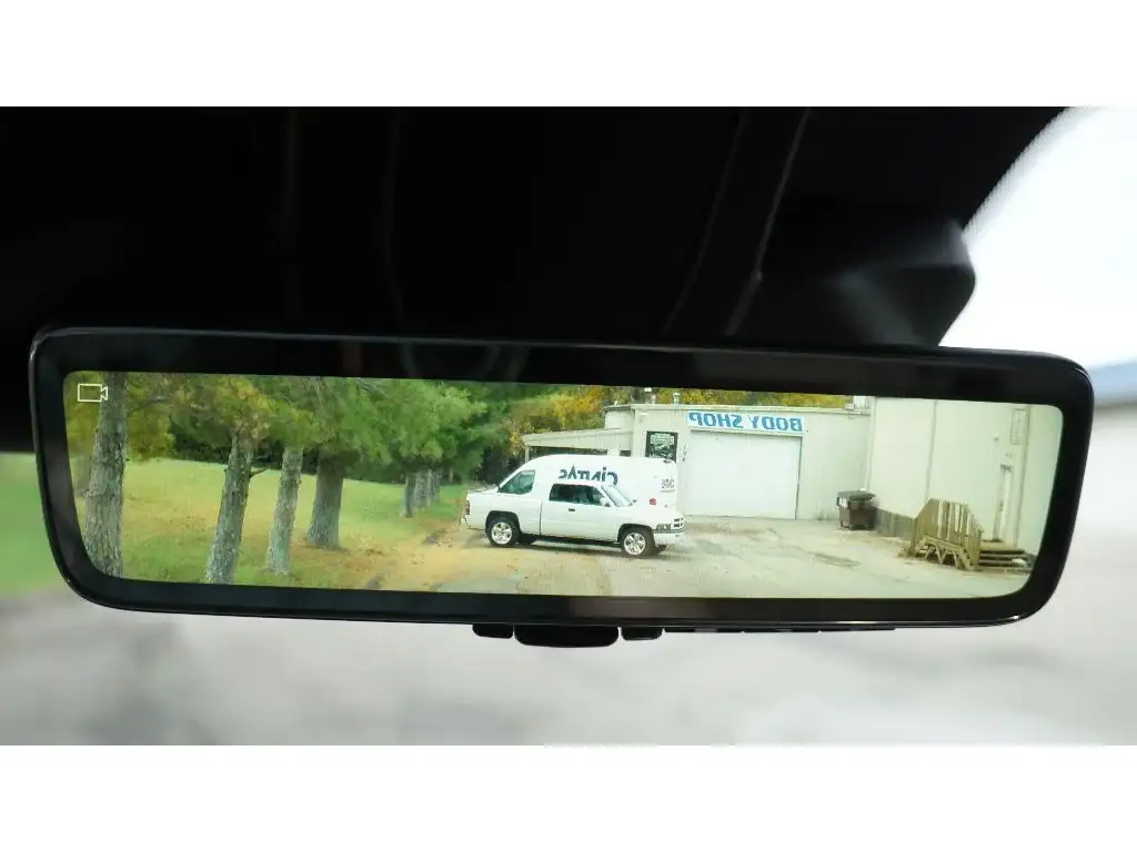 Digital rearview mirror showing the area behind the Ram ProMaster cargo van